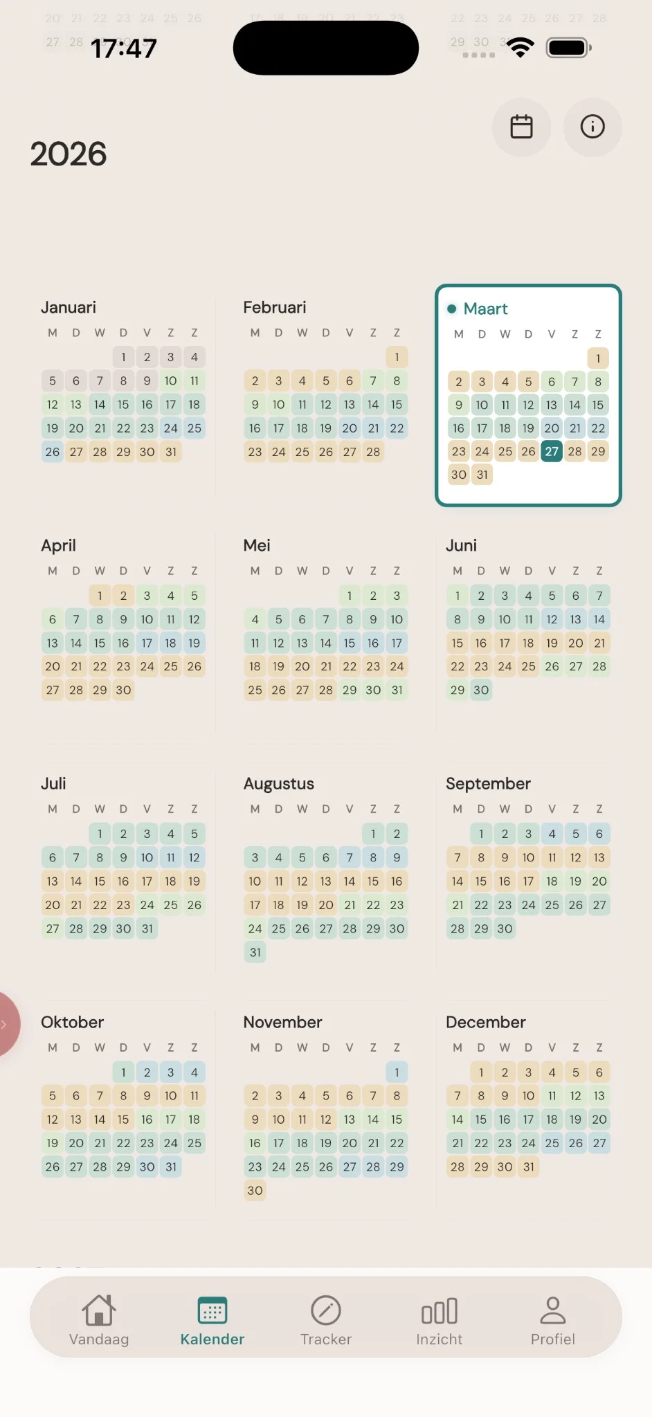 Cycluskalender — jaaroversicht met fasekleuren per maand